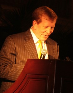 dr-fitz-podium
